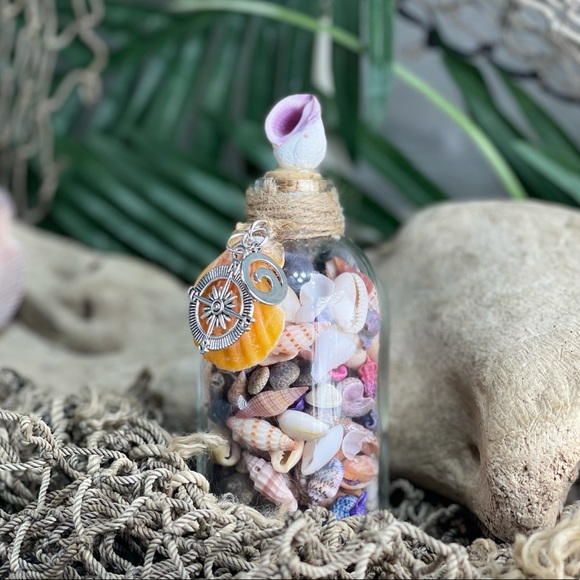 “Beach in a Bottle”  Seashells sand w Coral Shell Compass Wave Charms Nautical - Picture 15 of 16